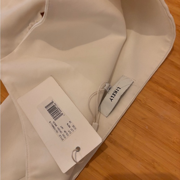 Likely white dress size 10 - Picture 3 of 3